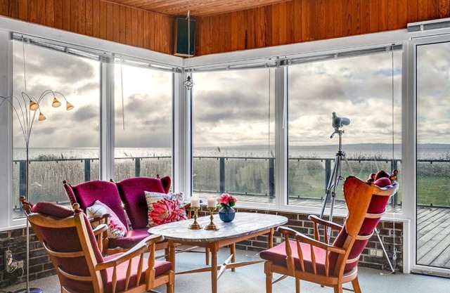 Holiday Home Dzavid - 10m from the sea by Interhome