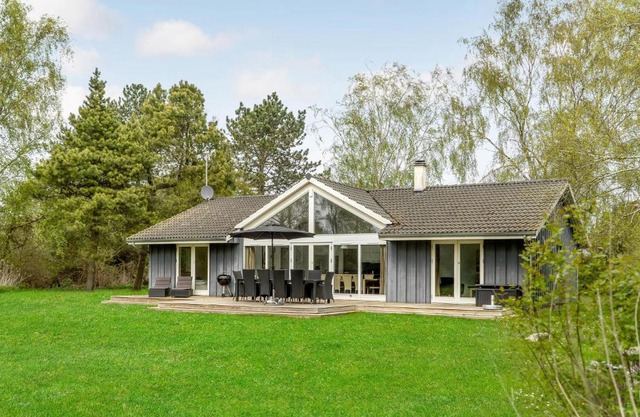 Holiday Home Ebbel