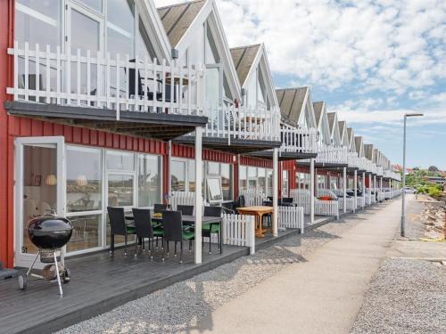 Holiday Home Eija - 5m from the sea by Interhome