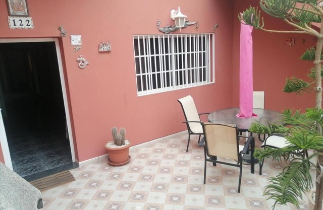 Casa de vacaciones "El Girasol" con terraza, barbacoa y Wi-Fi