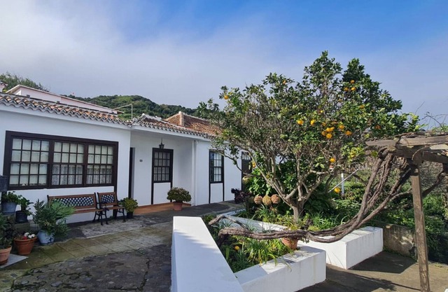 Casa de vacaciones "Finca Monterrey" con vistas a la montaña, terrazas privadas y Wi-Fi
