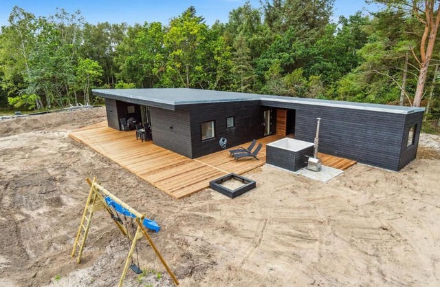 Holiday Home Florida - from the sea by Interhome