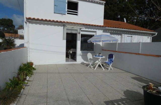 Casa de vacaciones en Fromentine cerca de la playa, zona deseada, terraza, parking