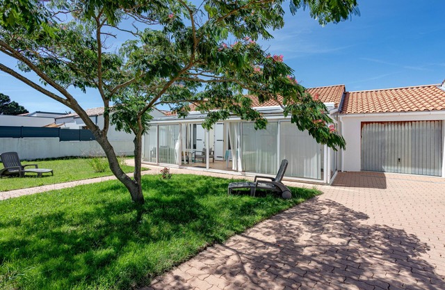 Casa de vacaciones 'Maison Avec Jardin 400m Du Centre' con jardín privado y Wi-Fi