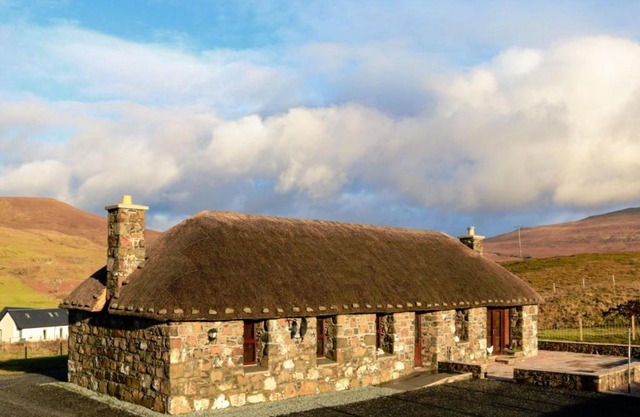 Holiday Home Glenn Cottage by Interhome