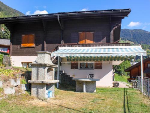 Holiday Home Godo by Interhome