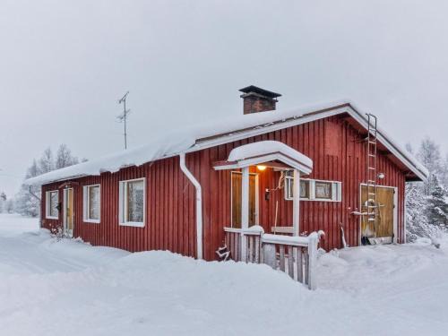 Holiday Home Hallanvaara by Interhome