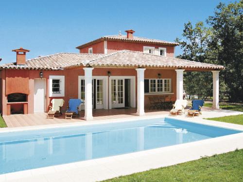 Holiday Home Hameaux de la Calade V68I by Interhome