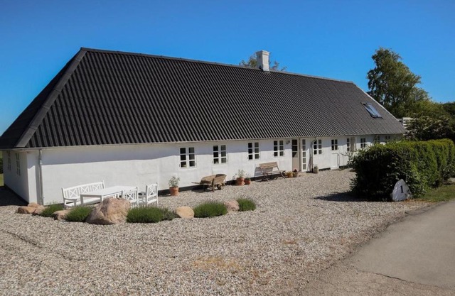 Holiday Home Harre - 300m from the sea by Interhome