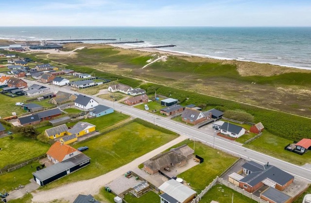 Holiday Home Hermine - from the sea by Interhome
