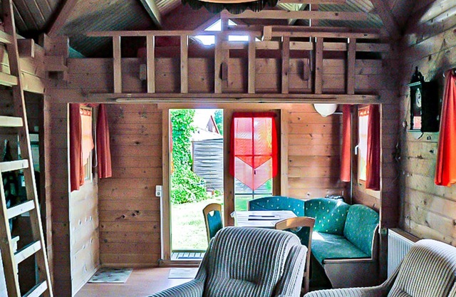 Casa de vacaciones - Holiday Home & Apartment Zur Sonne