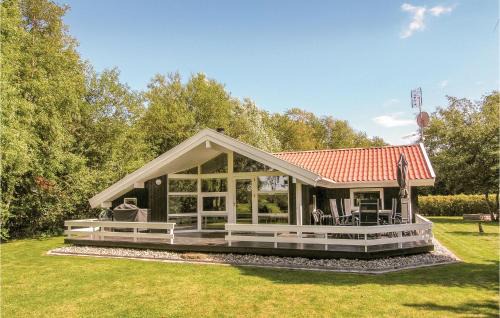 Holiday Home Humble 34 With Hot Tub