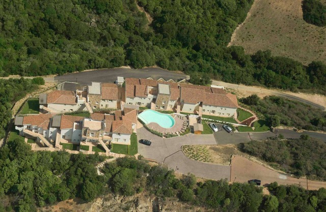 Elegant Apartment Near the Beach of Baja Sardinia