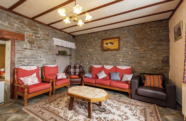 Casa de vacaciones en Bastoסa con jardםn