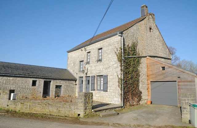 Casa en Borlon con piscina climatizada