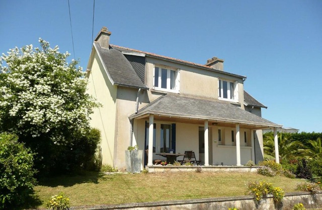 Holiday Home in Camaret near Sandy Beaches