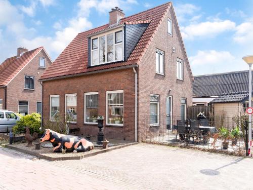 Holiday home in Elim for family