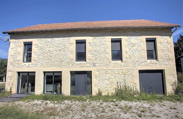 Casa en Francia con gran jardín privado