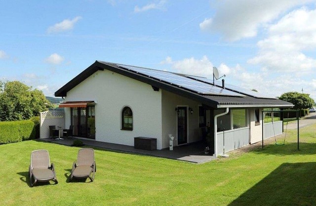 Casa de vacaciones en Gönnersdorf con sauna