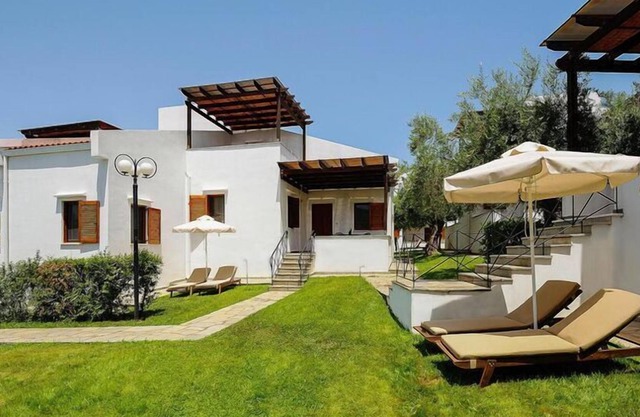 Holiday home in Gerakini with a sea view