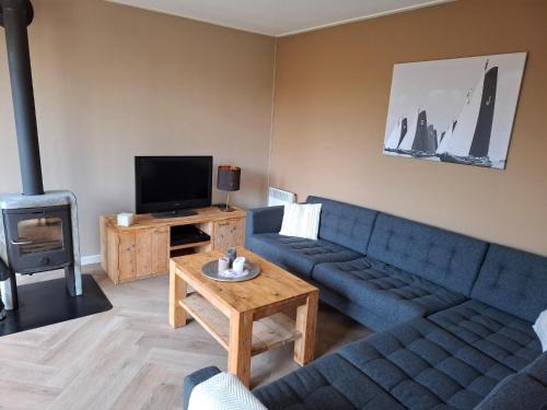 Holiday Home in Grou near Frisian Lakes, cleaning included