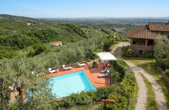Vacation Home en Larciano con 3 habitaciones, capacidad 6