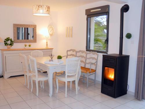 Holiday Home in Le Vougot by Sandy Beach