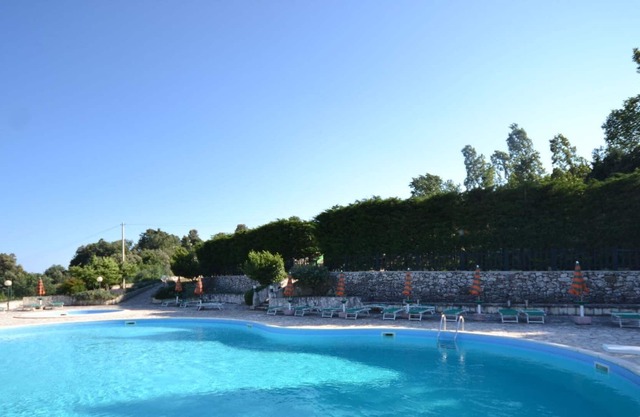 Casa de vacaciones ideal para niños en Mattinata con Piscina