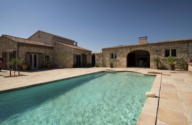 Casa en Montfrin con piscina privada