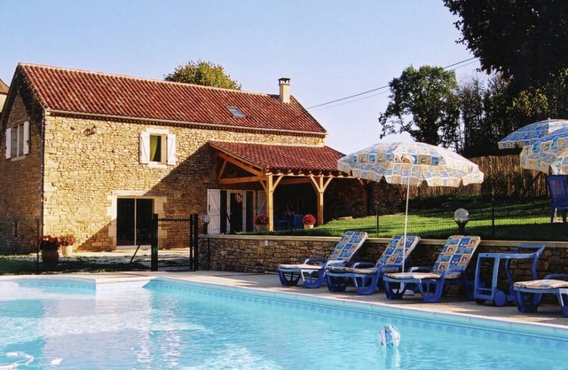 Casa en Saint-Pompont con Piscina