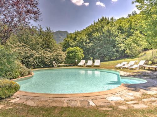 holiday home in San Godenzo with garden