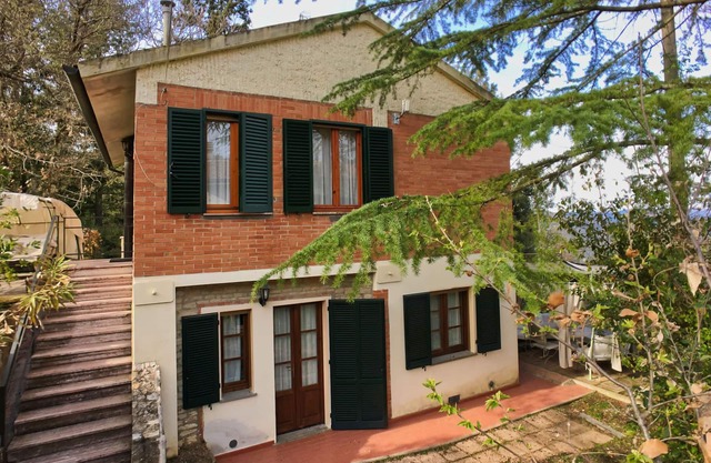 Casa en Sassetta con piscina y jardín
