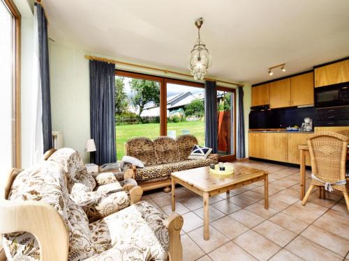 Holiday Home in St Vith with hot tub, cleaning included