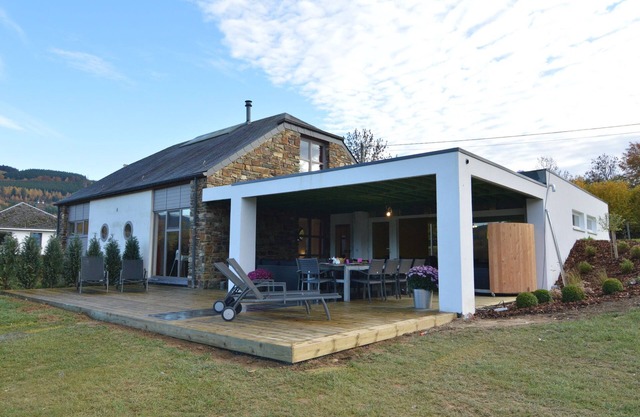Casa en Stoumont con Piscina Privada