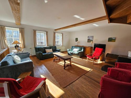 Holiday Home in Wallonie with Terrace, cleaning included
