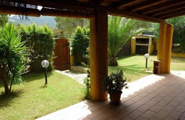 CASA DE VACACIONES CON JARDÍN WI-FI IDEAL GRATIS PARA FAMILIAS