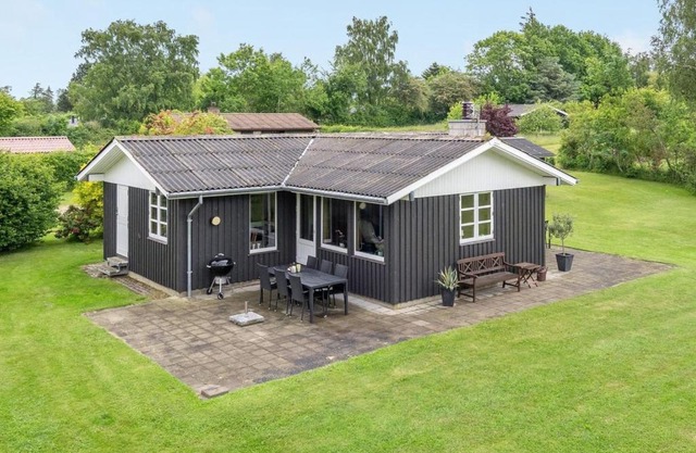 Holiday Home Jaike - 350m from the sea by Interhome