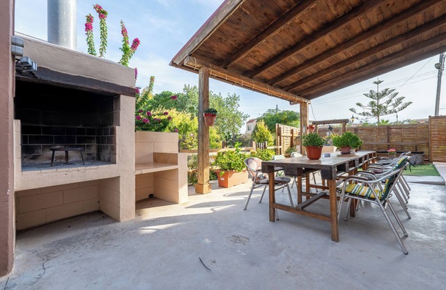 Casa de vacaciones "Josep" con terraza privada y Wi-Fi