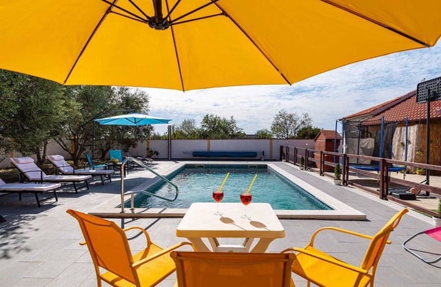 Casa vacacional Joy con piscina