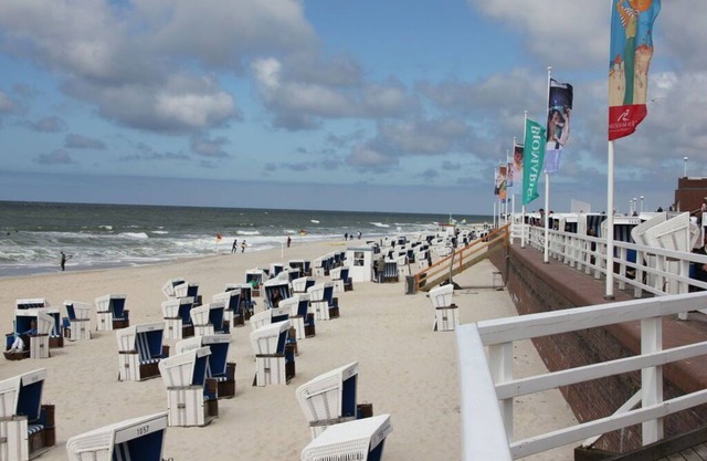Holiday home Kapitanshaus in front of Sylt
