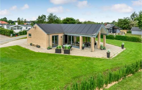 Holiday Home Kirkholm Strandby Kw Juelsminde X