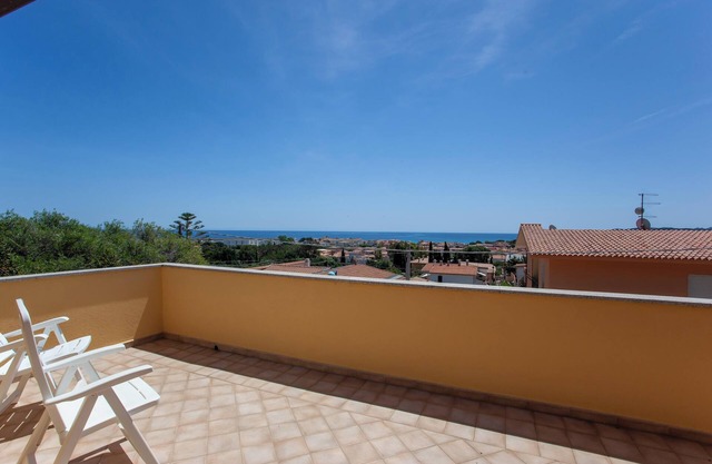 Casa 'La Caletta Casa per Vacanze' con vistas al mar y terraza