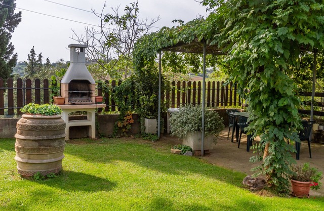 Casa de vacaciones La Fondona con terraza, jardín compartido y Wi-Fi