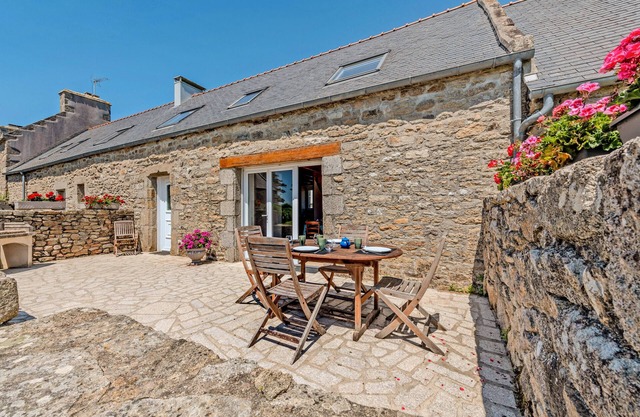 Casa de vacaciones 'Le Gîte Vert 3' con terraza privada y jardín compartido