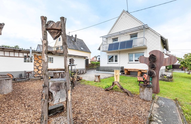 Casa de vacaciones 'Liebe' con jardín comunitario, balcón y WiFi