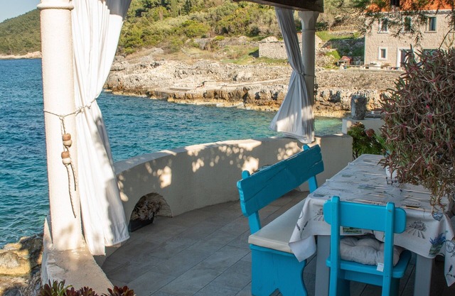 Holiday Home Luna - Casa de vacaciones de dos dormitorios con vistas al mar