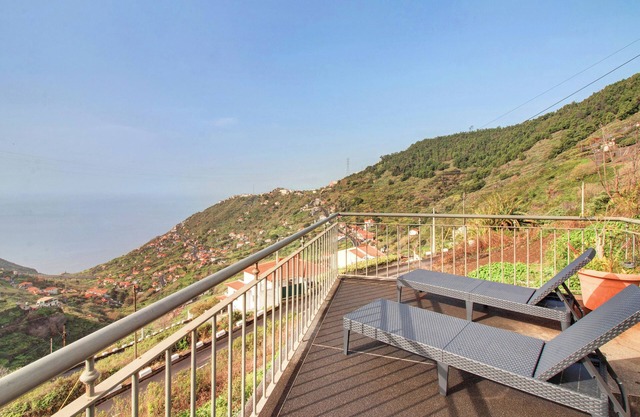 Casa de vacaciones Madeira Villa Liliana con vistas al mar, terraza y Wi-Fi