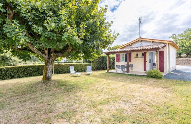 Casa de vacaciones 'Maison De 2 À 4 Personnes' con terraza privada, jardín privado y Wi-Fi