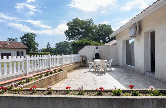 Casa de vacaciones Maison Soustons cerca del mar con terraza y aire acondicionado