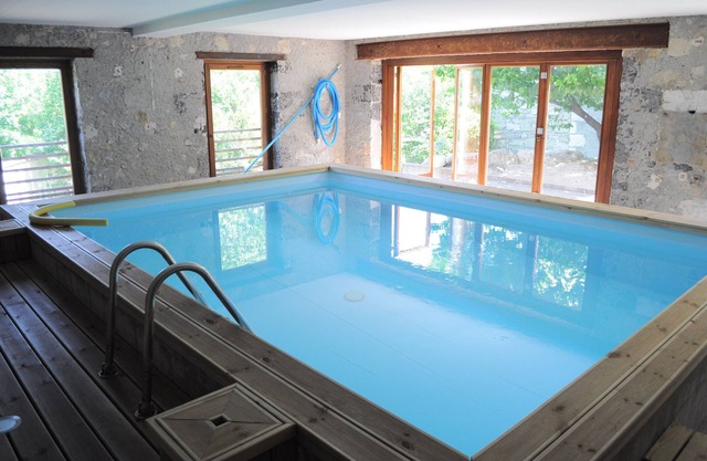 Holiday Home 'Maison' with Mountain View, Shared Terrace and Wi-Fi